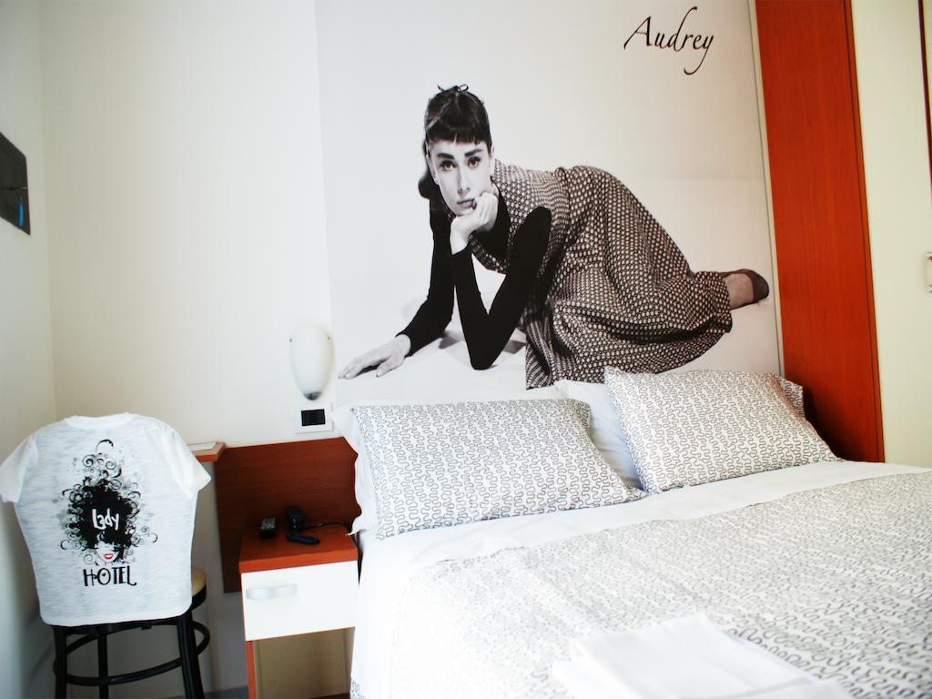 Hotel Lady Rimini Ngoại thất bức ảnh