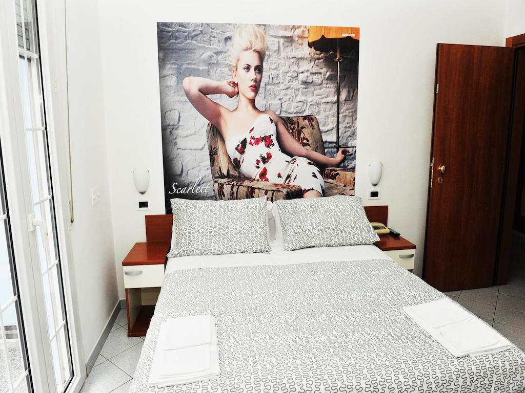Hotel Lady Rimini Phòng bức ảnh
