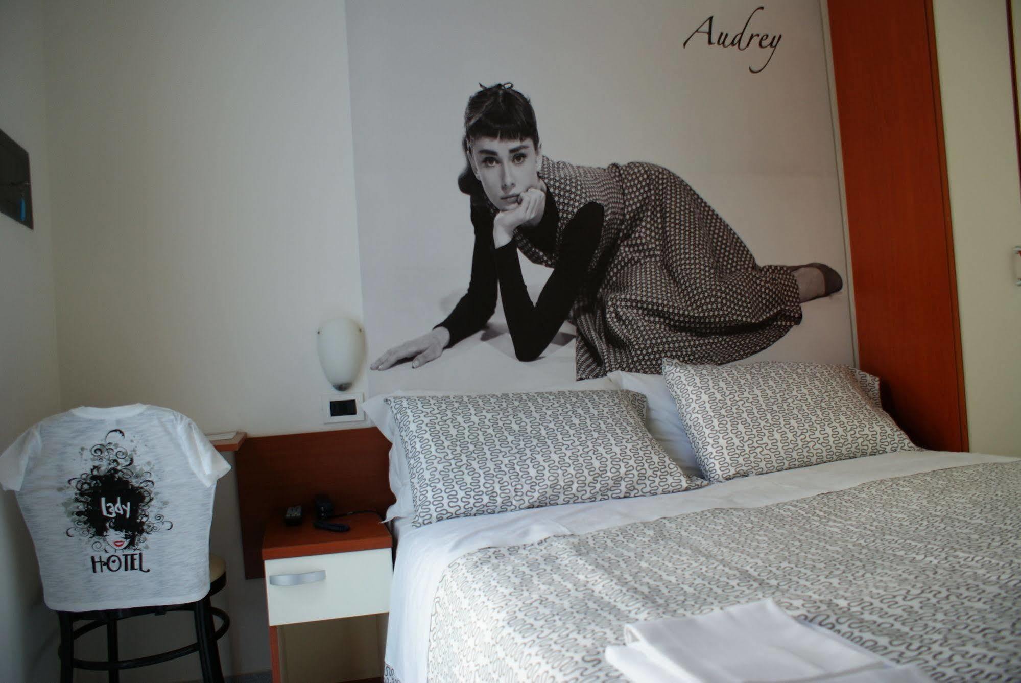 Hotel Lady Rimini Ngoại thất bức ảnh