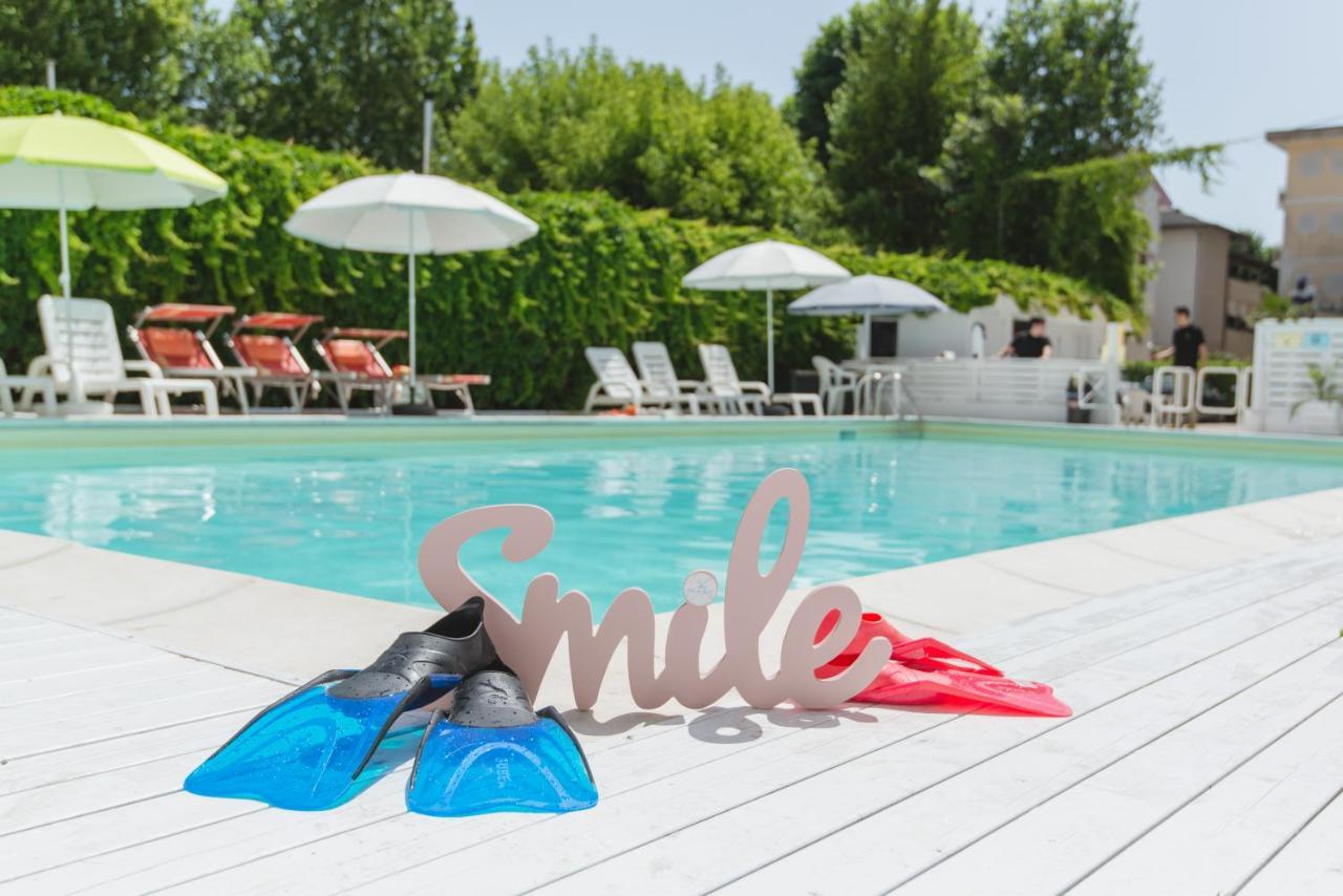 Hotel Lady Rimini Ngoại thất bức ảnh